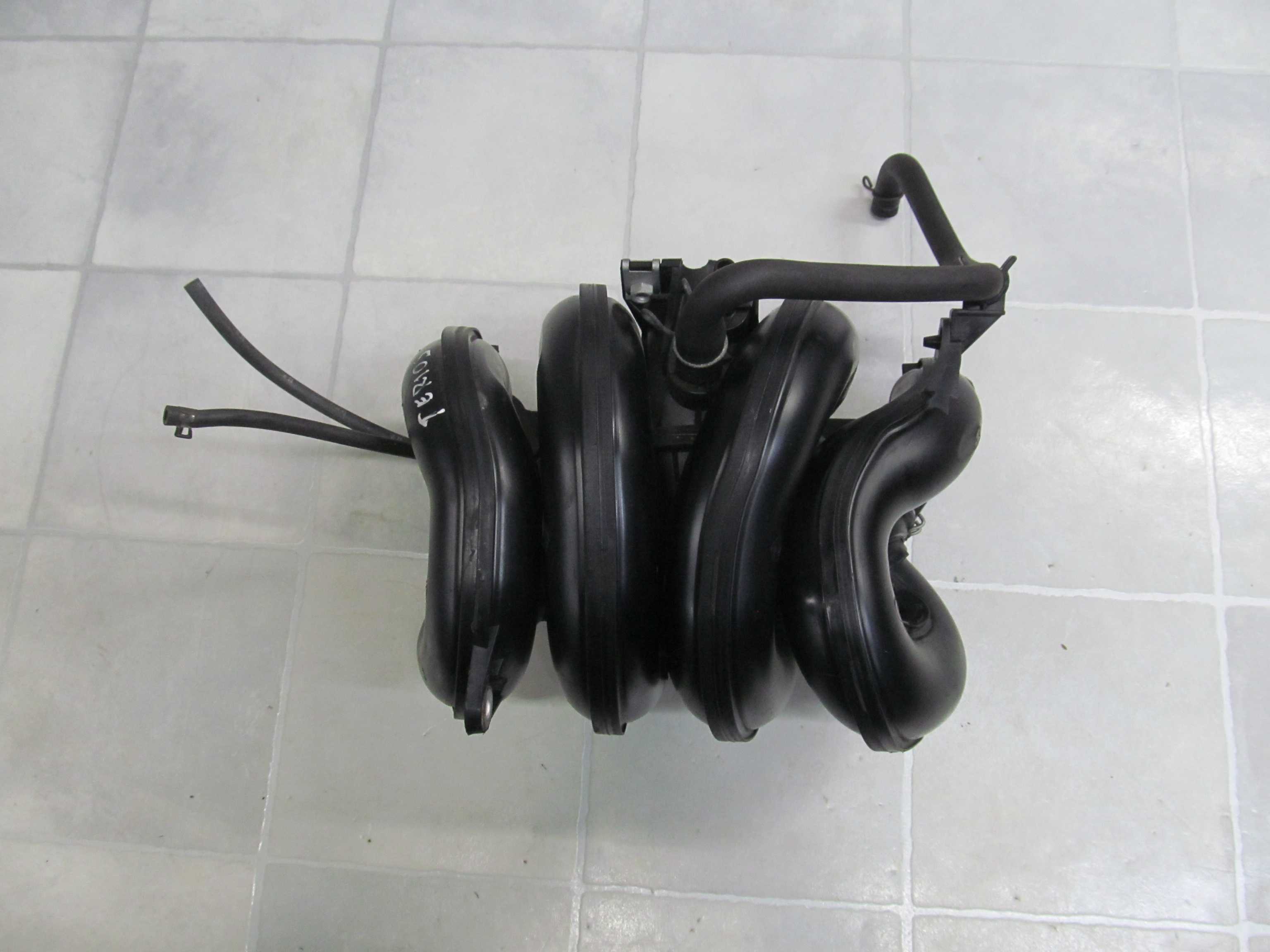 DAIHATSU TERIOS 1.3B 00-05 KOLEKTOR SSACY 17101-97401