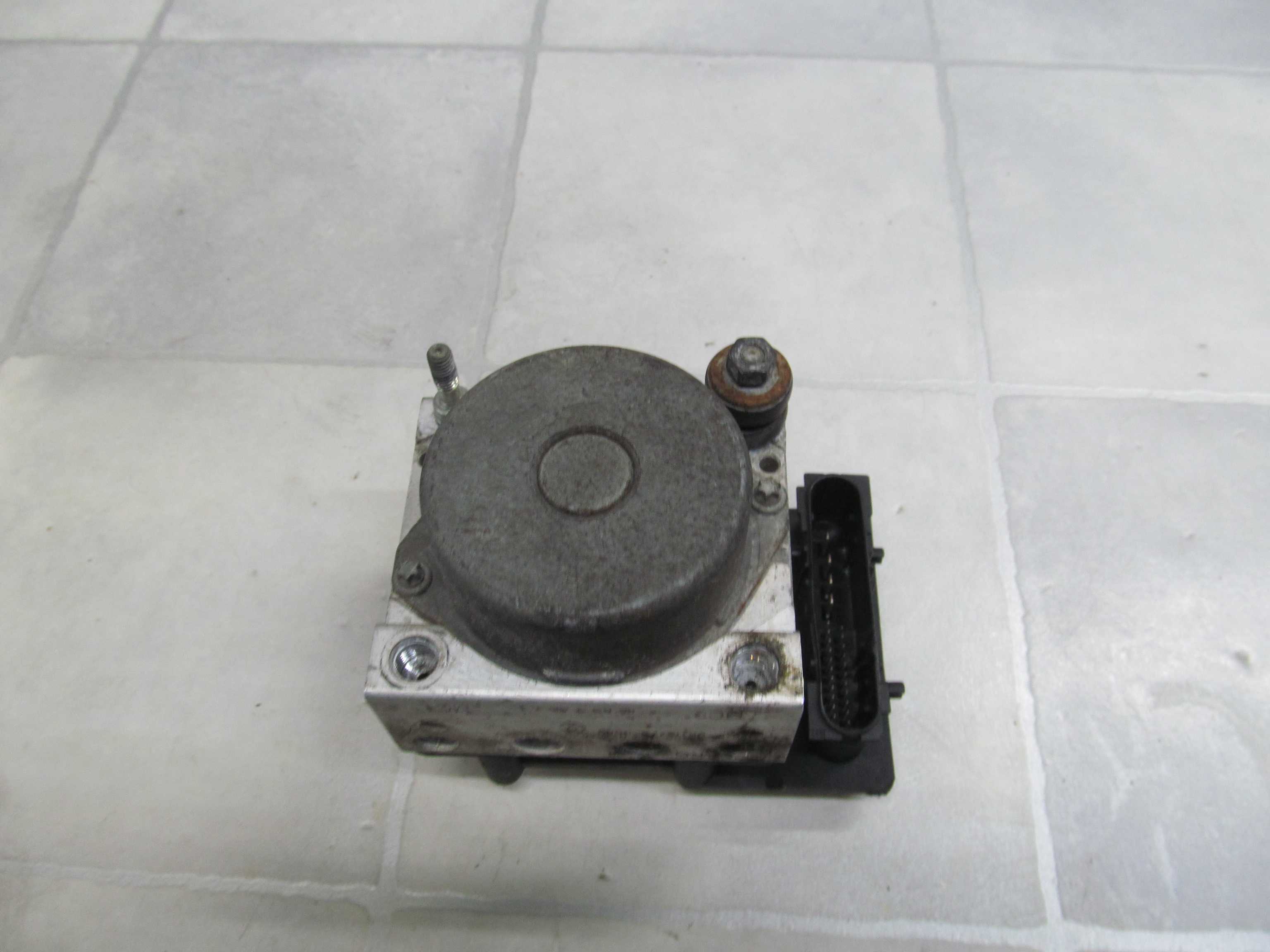 RENAULT CLIO III 05-13 POMPA ABS 0265232077 0265800559 8200747140