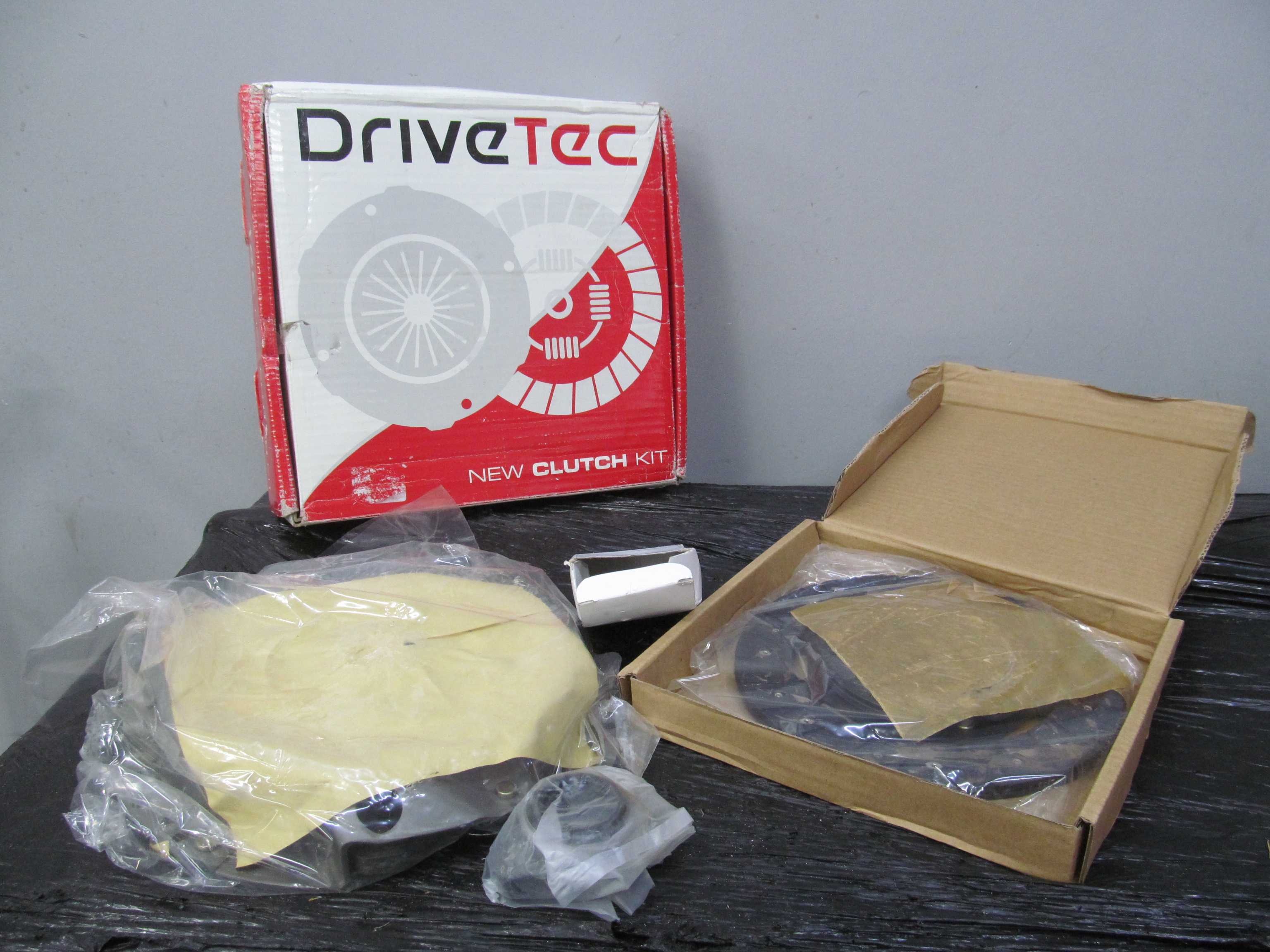 PEUGEOT CITROEN 1.8 1.9D 83- SPRZEGLO TARCZA DOCISK DTC3325