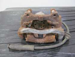 OPEL ADAM CORSA D 04- ZACISK HAMULCOWY PRAWY PRZOD BOSCH