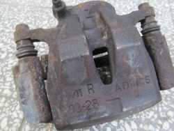TOYOTA RAV4 III 2.2 D4D ZACISK HAMULCOWY PRZOD PRAWY 05-12