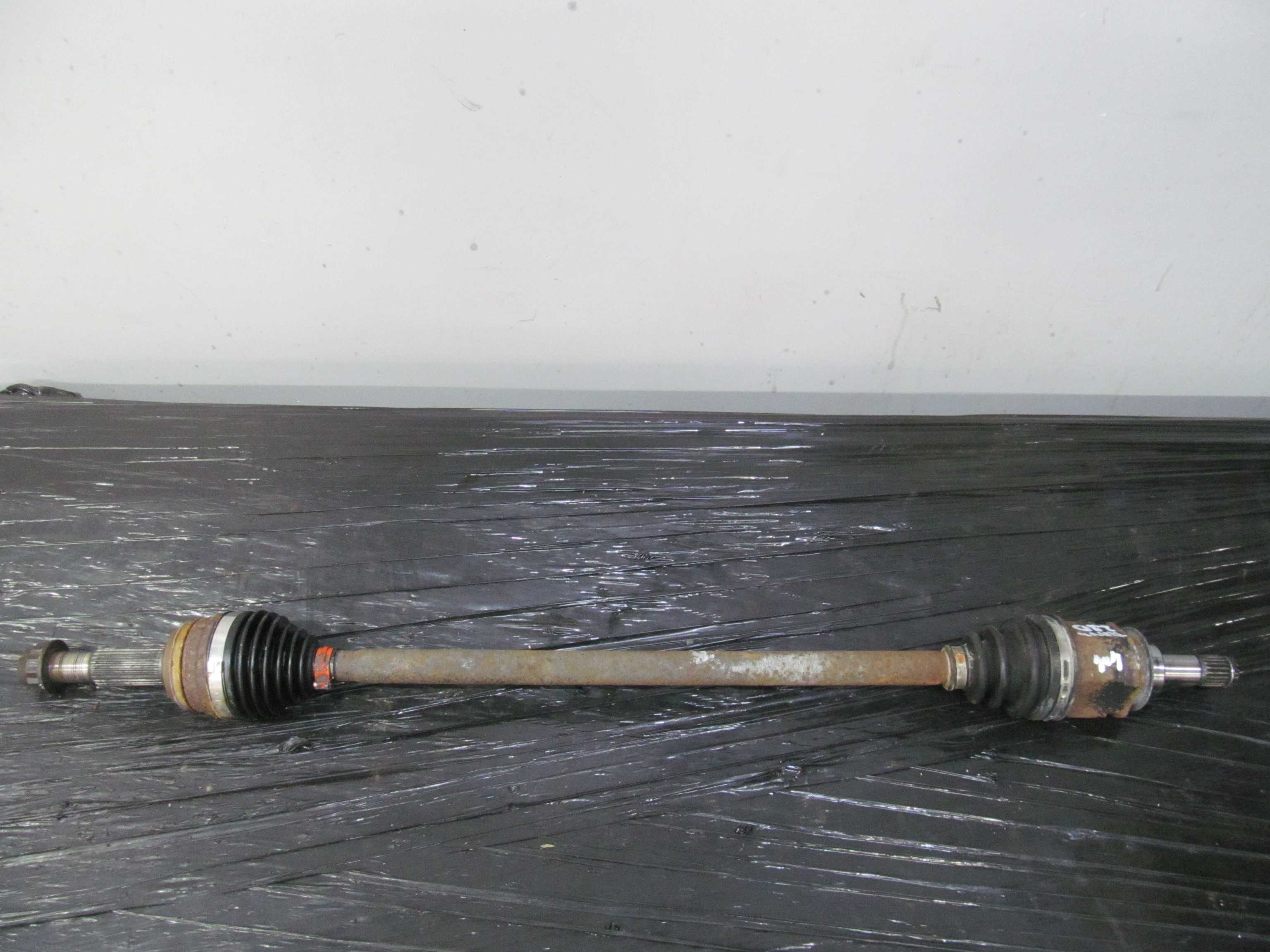 TOYOTA RAV4 III 2.2 D4D POLOS POLOSKA TYL LEWA 05-12
