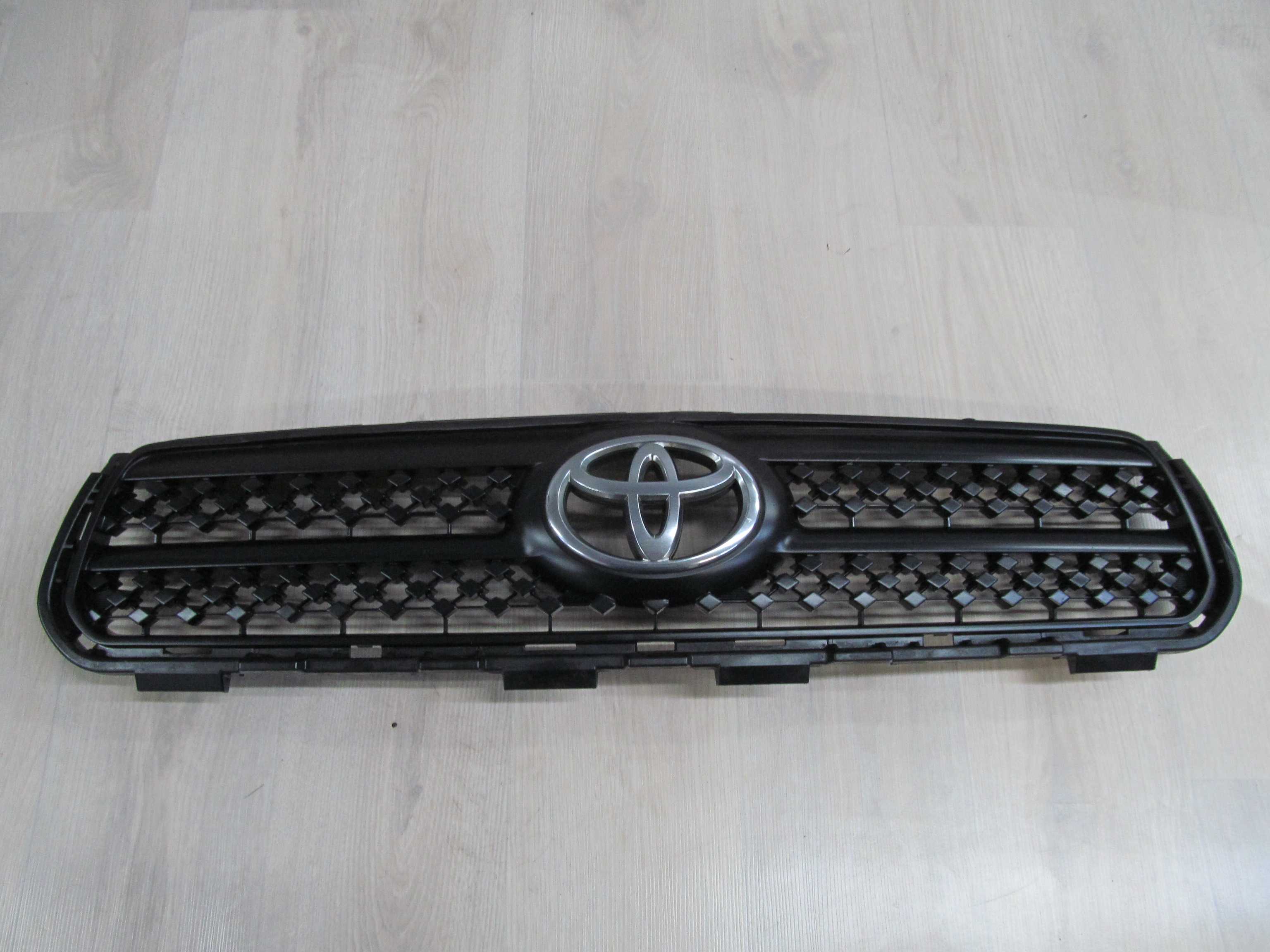 TOYOTA RAV 4 III 05-08 GRILL ATRAPA ZDERZAKA 53101-42150