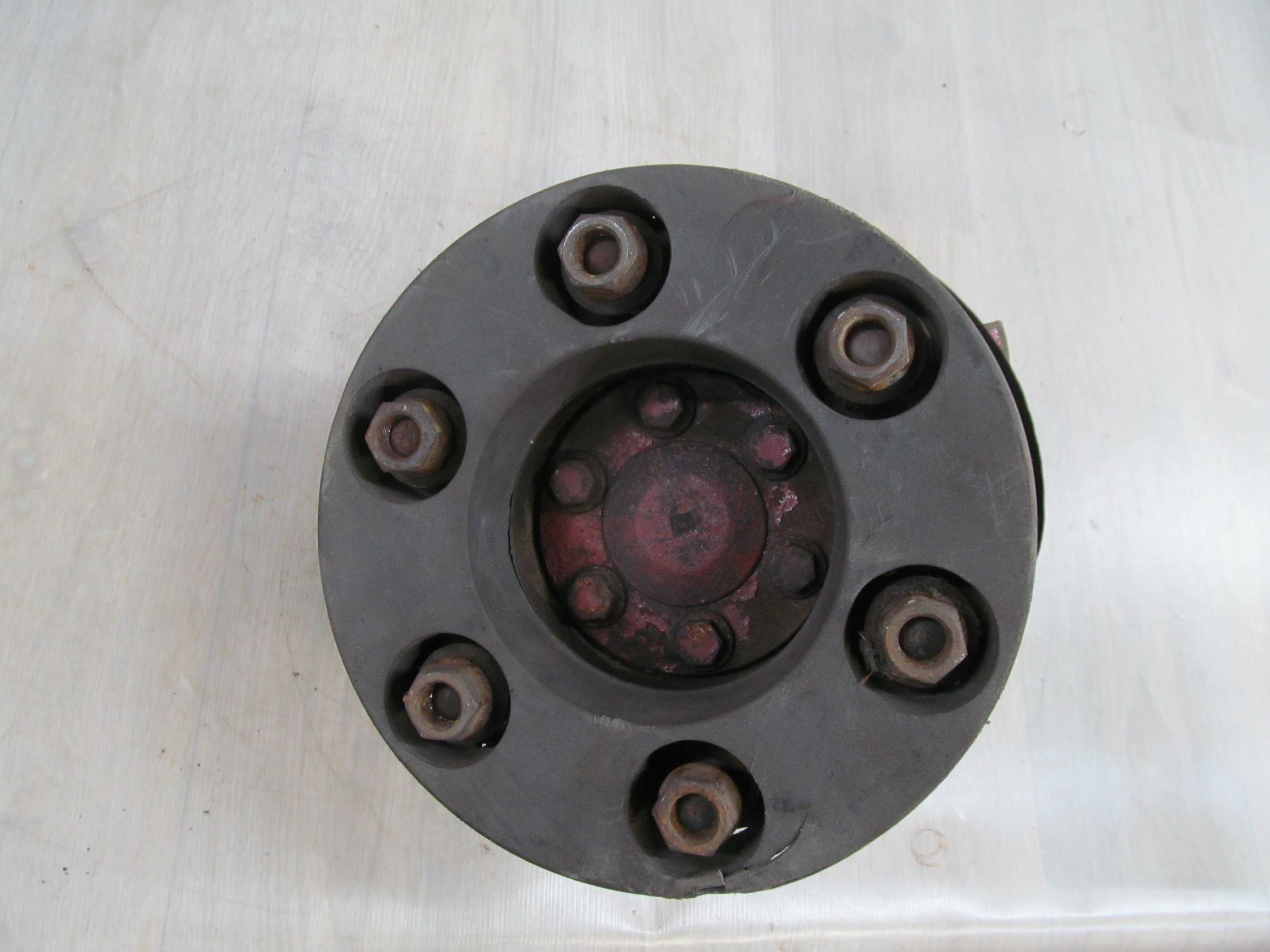 IVECO DAILY TURBODAILY 91-00 59-12 PIASTA ZWROTNICA KOLA PRAWY PRZOD