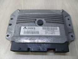 RENAULT 1.6 KOMPUTER STEROWNIK 8200387138 8200528372 21585470-4A