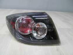 MAZDA 3 HB LIFT LAMPA TYL LEWA 03-06 W BLOTNIK