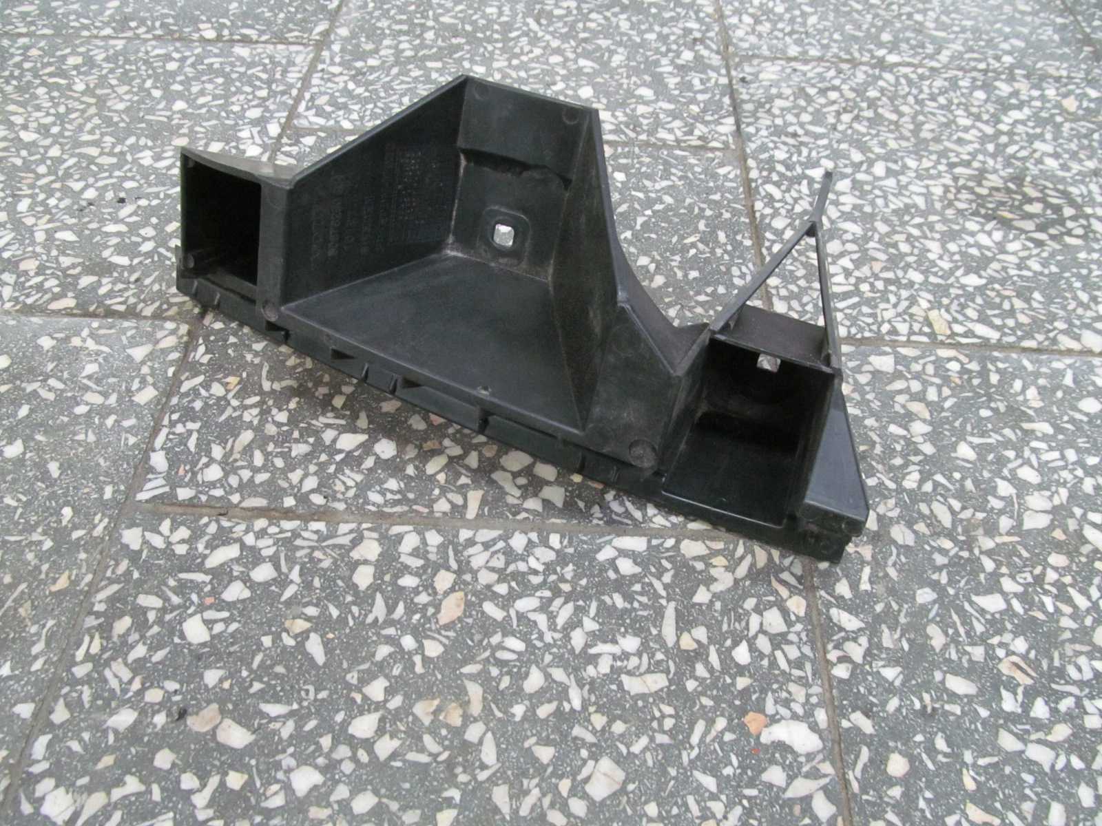 VOLVO S80 LIFT 04/06 SLIZG ZDERZAKA  PRAWY TYL 30678280