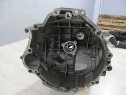 AUDI A4  2,4 V6 GDX OBUDOWA SKRZYNI BIEGOW