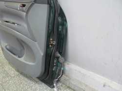 TOYOTA AVENSIS VERSO DRZWI LEWY PRZOD KPL 6R4 01-06