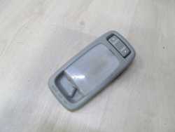 TOYOTA AVENSIS VERSO LAMPKA OSWIETLENIA KABINY 01-09