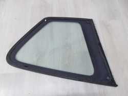 TOYOTA AVENSIS VERSO SZYBA KAROSERYJNA TYL PRAWY 01-07