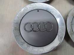AUDI ORGINALNY DEKIELEK FELGI KAPSEL 8Z0601165F