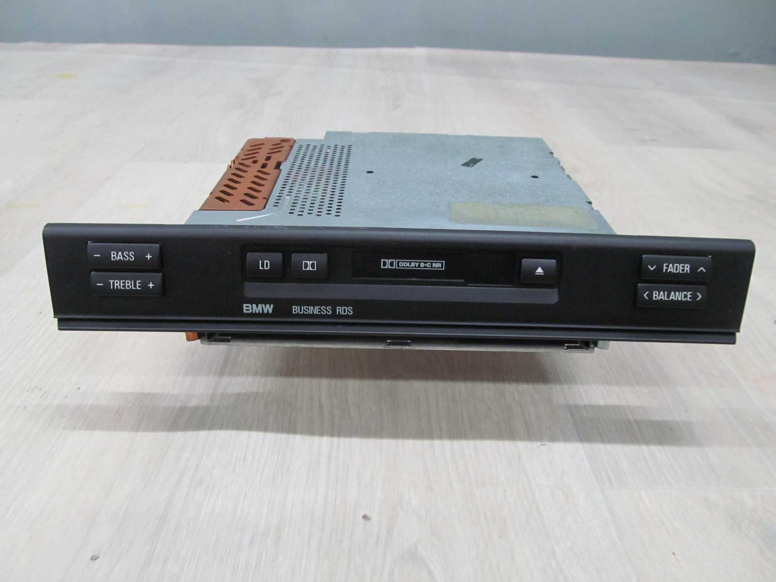 BMW 5 E39 RADIO BUSINESS RDS  65.12-8 360 750 8360750 99-03