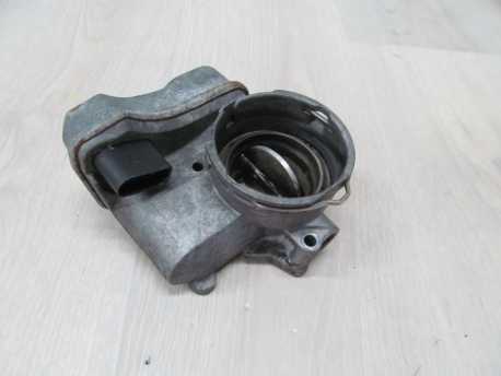 VW AUDI 2.0 TDI BKP PRZEPUSTNICA 03G128063B POWIETRZA 05-11