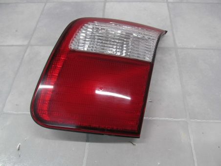 SUBARU FORESTER I LITF LAMPA TYL PRAWA W KLAPE 00-03