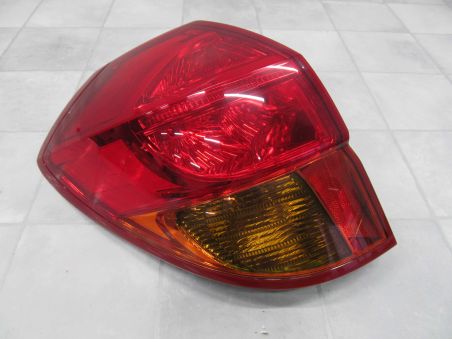 SUBARU LEGACY IV KOMBI LAMPA TYL LEWA 03-06