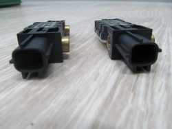 AUDI A4 B7 CZUJNIK SENSOR UDERZENIA 8E0959643B 04-07