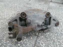 AUDI A4 B7 TFSI ZACISK HAMULCOWY PRZOD PRAWY 04-07