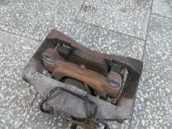 AUDI A4 B7 TFSI ZACISK HAMULCOWY PRZOD PRAWY 04-07