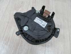 AUDI A4 B7 WENTYLATOR DMUCHAWA NAGRZEWNICY UK 8E2820021E 04-07