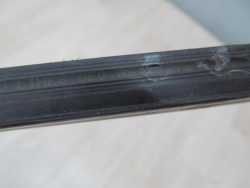 AUDI A4 B7 LISTWA USZCZELKA SZYBY CZOLOWEJ 8E0854327E 04-07
