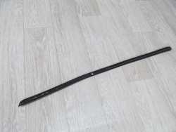 AUDI A4 B7 LISTWA USZCZELKA SZYBY CZOLOWEJ 8E0854328E 04-07