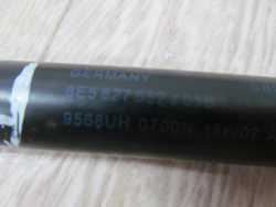 AUDI A4 B7 SILOWNIK TELESKOP KLAPY BAGAZNIKA 8E5827552J 04-07