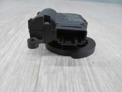 AUDI A4 B7 SILNICZEK NAGRZEWNICY 0132801310 8E2820511C 04-07