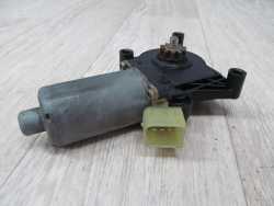 MERCEDES W210 W202 SILNICZEK SZYBY PRAWY PRZOD 0130821709