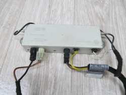 BMW E36 COMPACT WZMACNIACZ ANTENOWY SZYBY 65.25-8383896