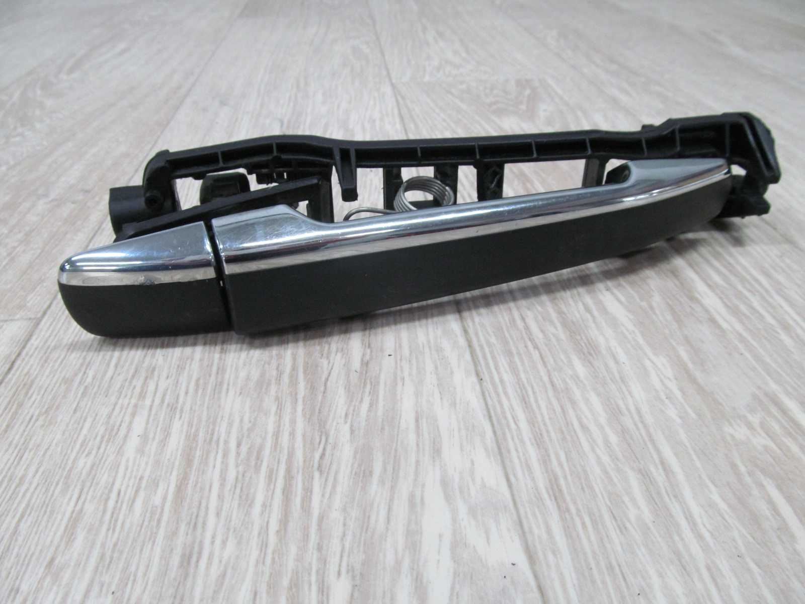 MERCEDES C W202 93- KLAMKA DRZWI PRAWY TYL ZEWNETRZNA