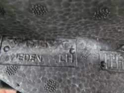 VOLVO XC90 WYKLADZINA OSLONA BAGAZNIKA TYL LEWY 02-07