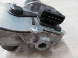 VOLVO XC90 SILNICZEK WYCIERACZEK PRZOD 8648344 02-12