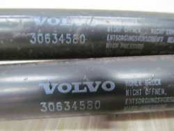 VOLVO XC90 SILOWNIK TELESKOP KLAPY BAGAZNIKA 30634580 02-07