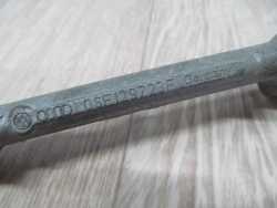 AUDI VW 2.0 TFSI WSPORNIK KOLEKTORA 06F129723F