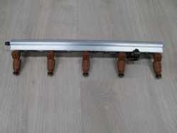 VOLVO XC90 2.5T WTRYSK WTRYKIWACZ PALIWA 0280155831 02-14