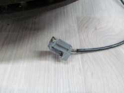VOLVO XC90 2.5 PIASTA ZWROTNICA TYL LEWA TYLNA 02-14