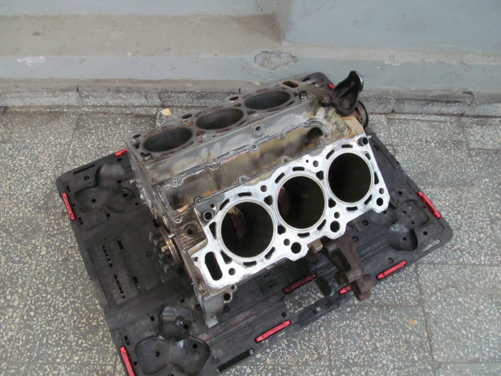 LEXUS RX300 3.0 V6 BLOK WAL KORBOWY 1MZ-FE 03-08
