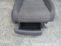 VW TOURAN 03- FOTEL SIEDZENIE PRZÓD PRAWY PODGRZEWANY