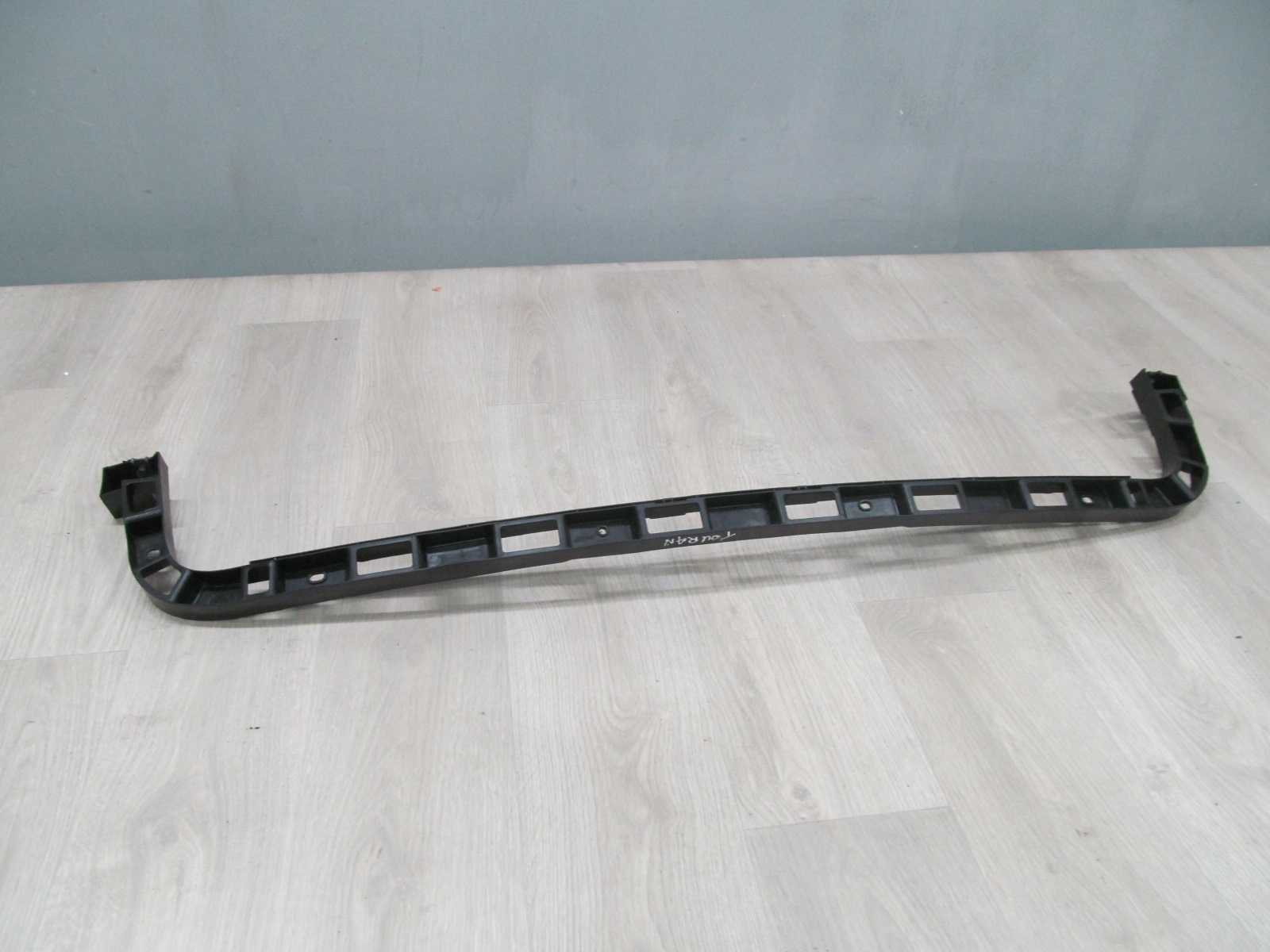 VW TOURAN I 03-06 SLIZG ZDERZAKA TYL SRODKOWY 1T0807861B
