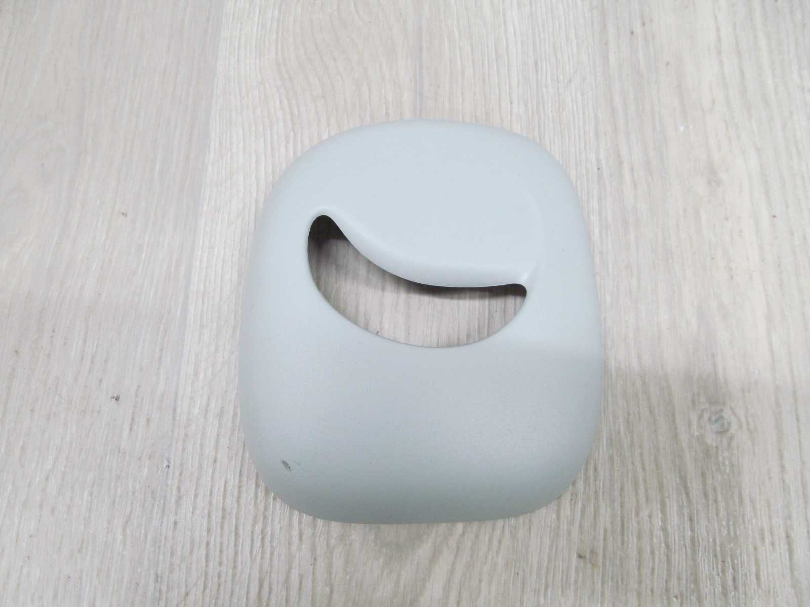 VW TOURAN 03- OSLONA PODSUFITKI PASA SRODKOWEGO TYL
