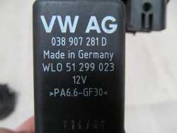 VW TOURAN AUDI SEAT PRZEKAZNIK SWIEC ZAROWYCH 038907281D