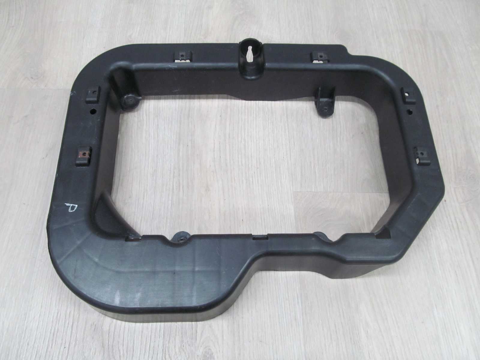 VW TOURAN STELAZ SCHOWKA PODLOGI 1T0864134C PRAWY