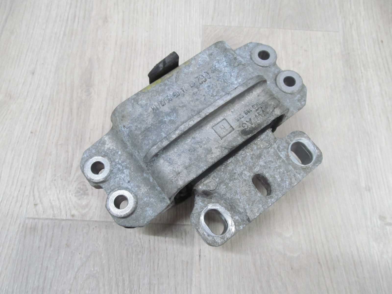 VW TOURAN CADDY 1.9 LAPA PODUSZKA SKRZYNI 1K0199555 03-10