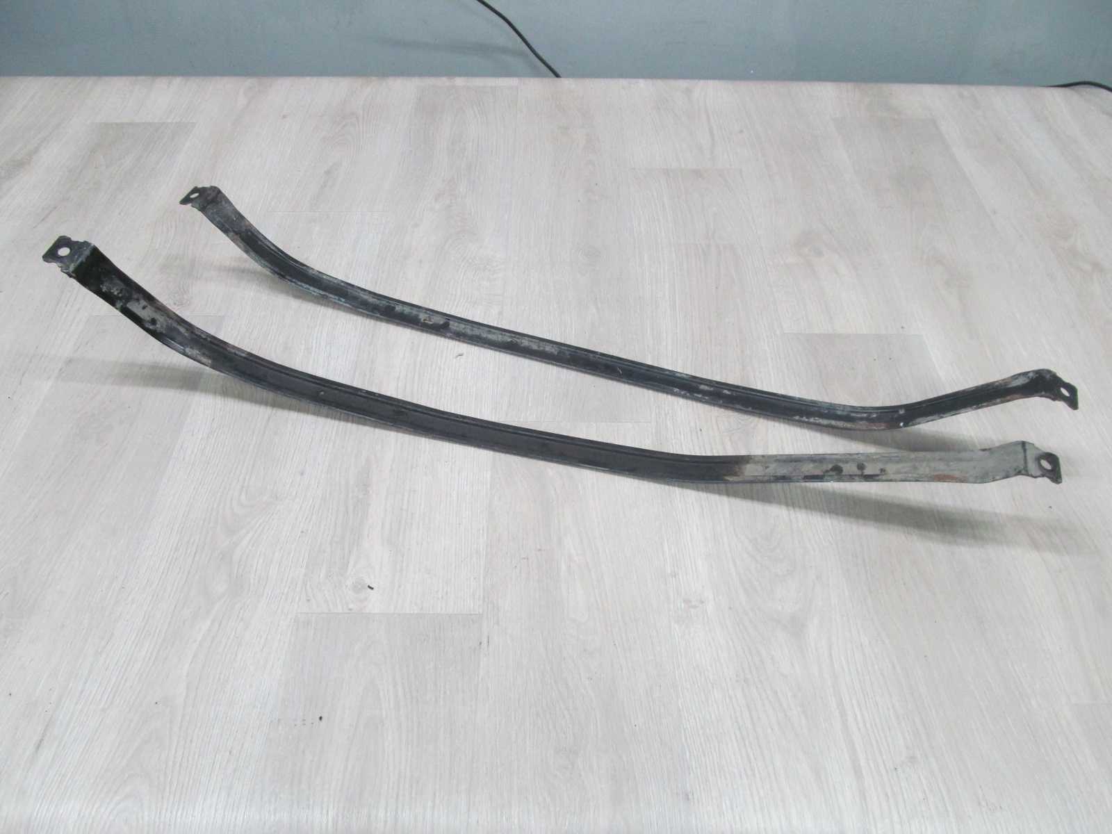 VW TOURAN TDI OPASKA UCHWYT BAKU ZBIORNIKA PALIWA 1T0201655 03-10
