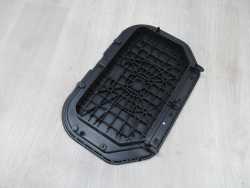 VW TOURAN I 03- SCHOWEK KLAPKA W PODLODZE TYL