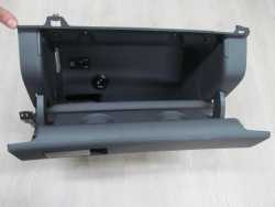 VW TOURAN I 03- SCHOWEK PASAZERA EUROPA
