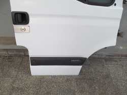 RENAULT MASTER MOVANO II DRZWI PRAWE PRZOD 00-10