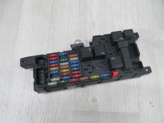 VOLVO S80 98-06 SKRZYNKA BEZPIECZNIKOW  8678449
