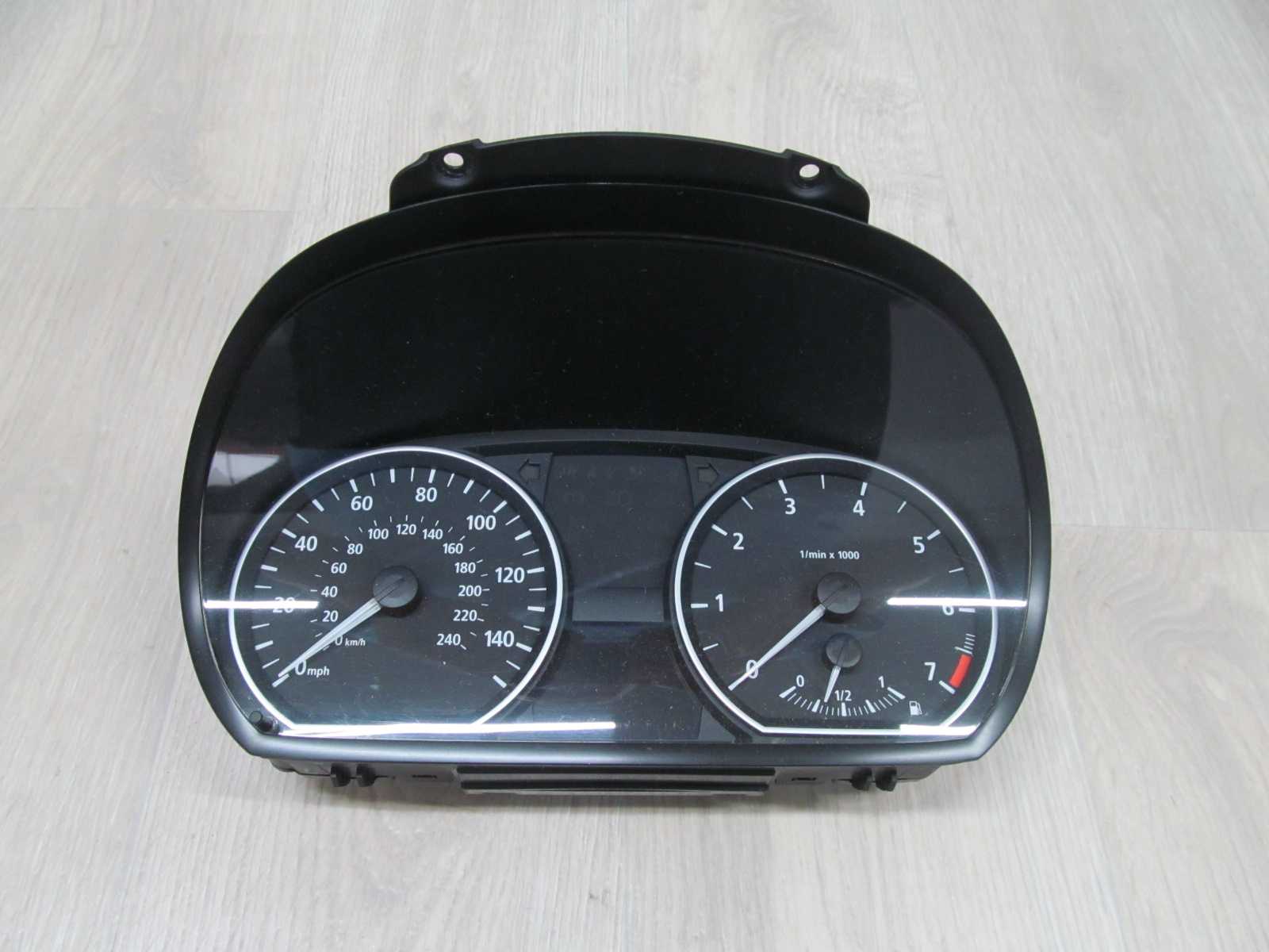 BMW 116 E81 E87 LICZNIK ZEGAR 1024962 6947136 102496213 02-12